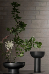 Miyabi Ceramic Vase - Black Low With Flower Grid