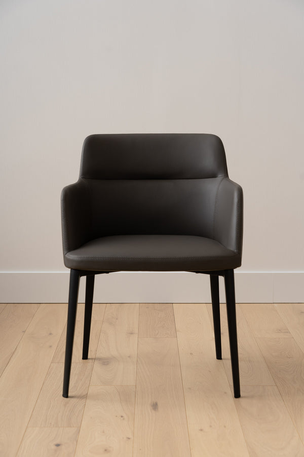 Williamsburg Leatherette Arm Chair