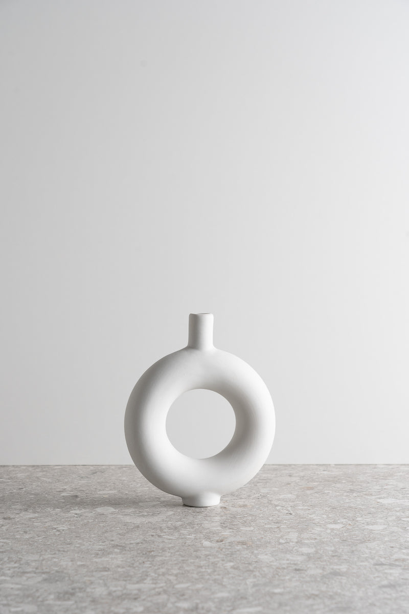Minimalism Collection Circle Vase