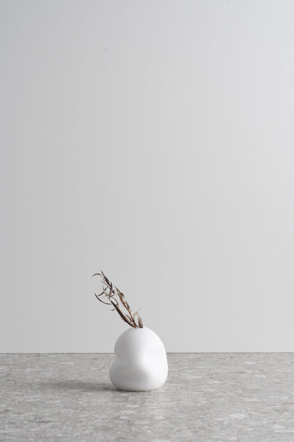 Pebble Bud Vase - Matte White