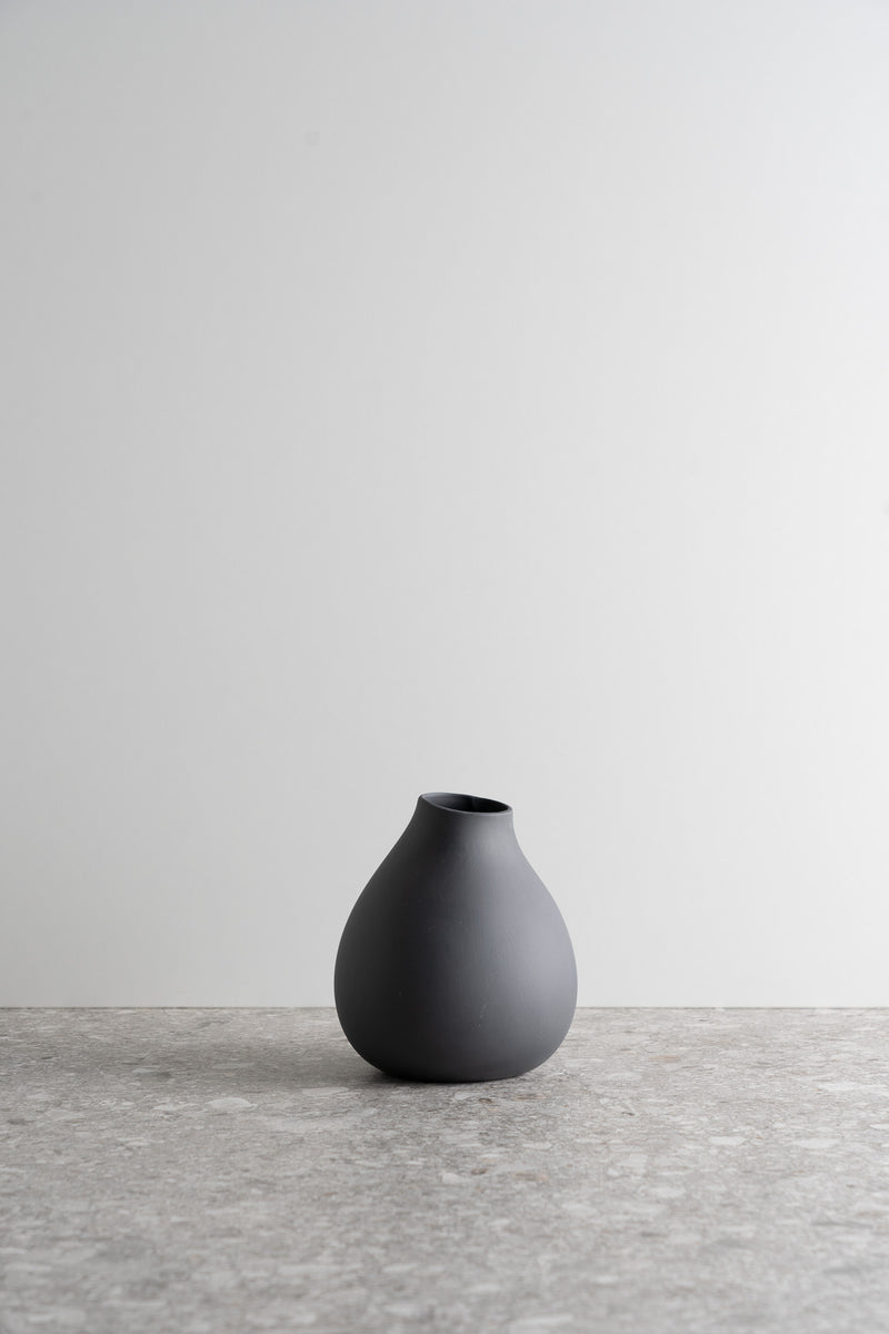 Nona Vase - Pewter