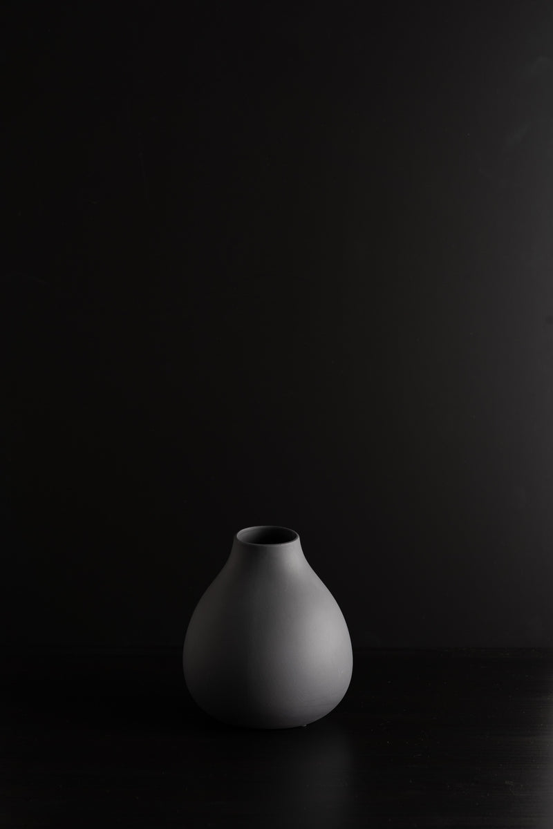 Nona Vase - Pewter