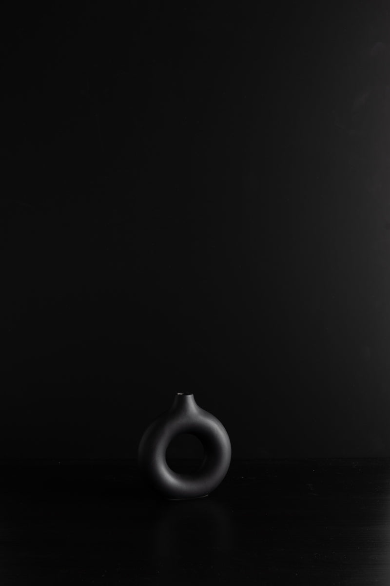 Circular Ceramic Vase - Black - S