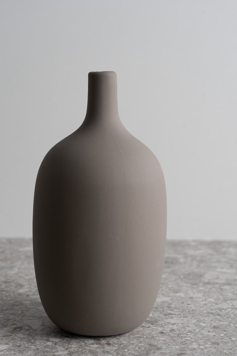 Ceola Vase - 4x8" Satellite