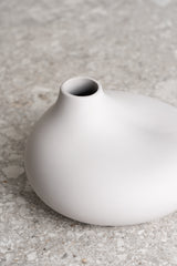 Nona Vase - Microchip