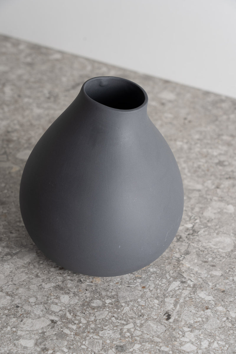 Nona Vase - Pewter