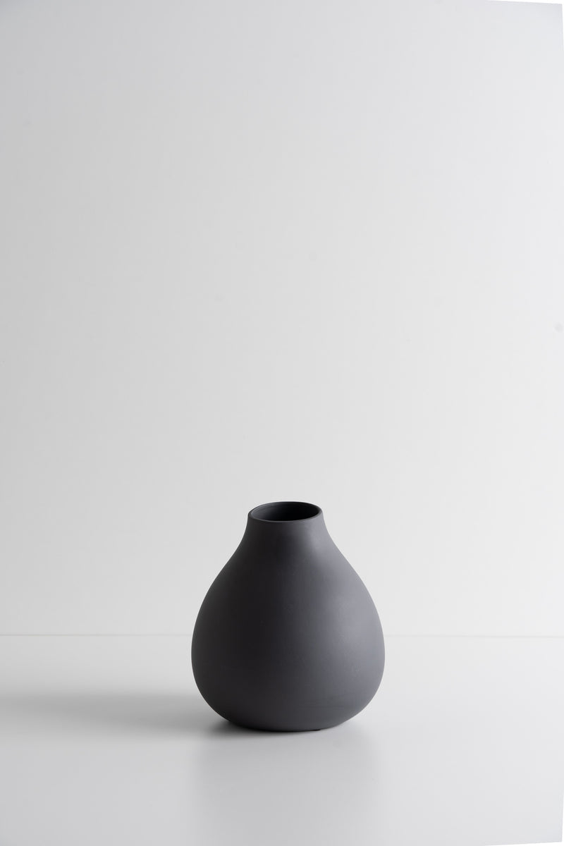 Nona Vase - Pewter