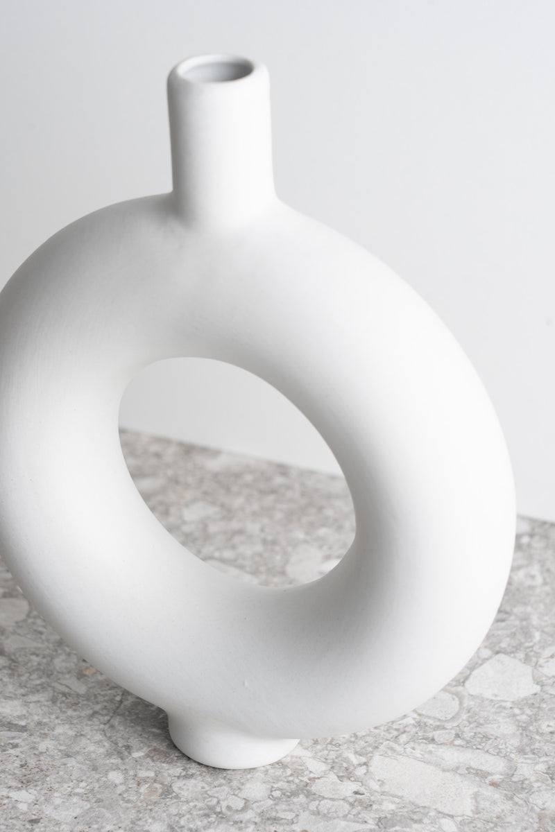 Minimalism Collection Circle Vase