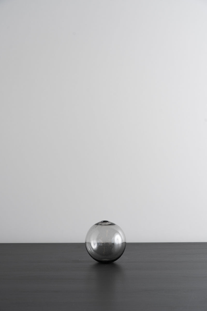 Round Bud Vase - Light Grey