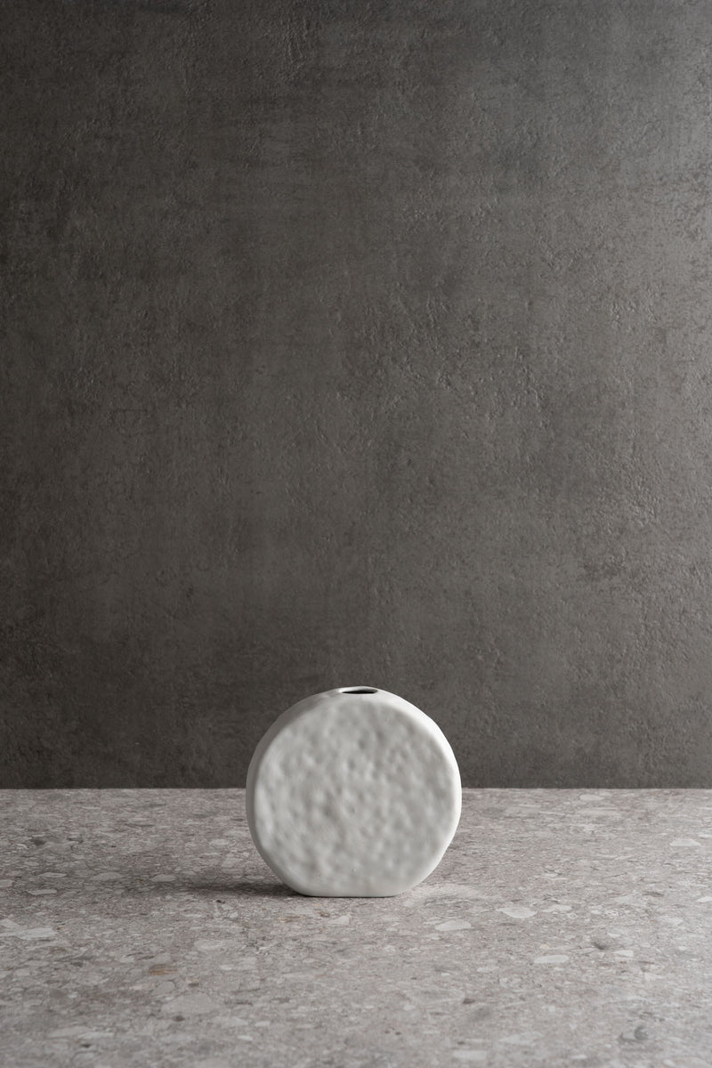 Minimalism Collection Ceramic Full Moon