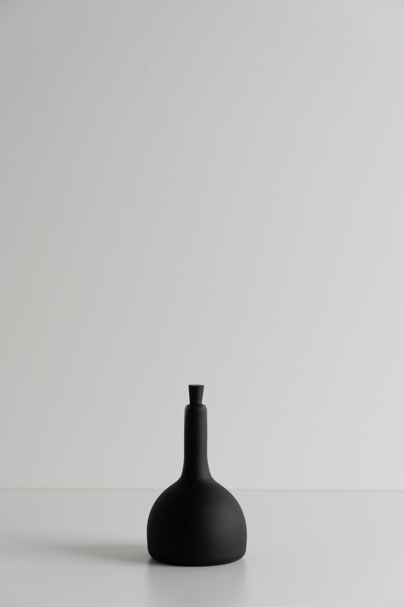 Longneck Vessel