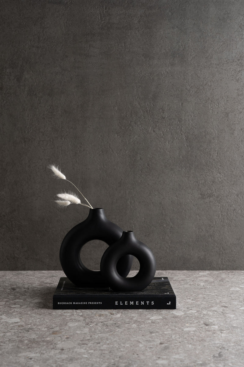 Circular Ceramic Vase - Black - S
