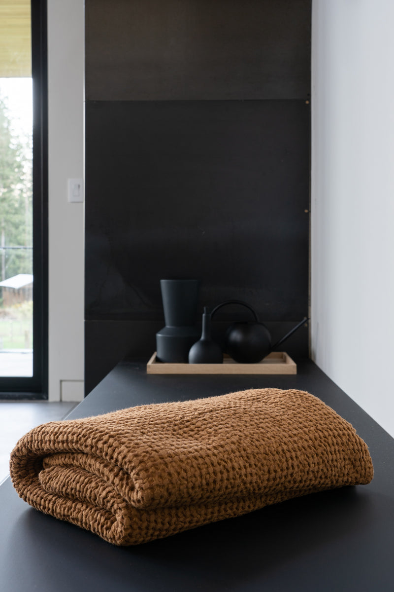 Linen Blend Waffle Throw - Cinnamon