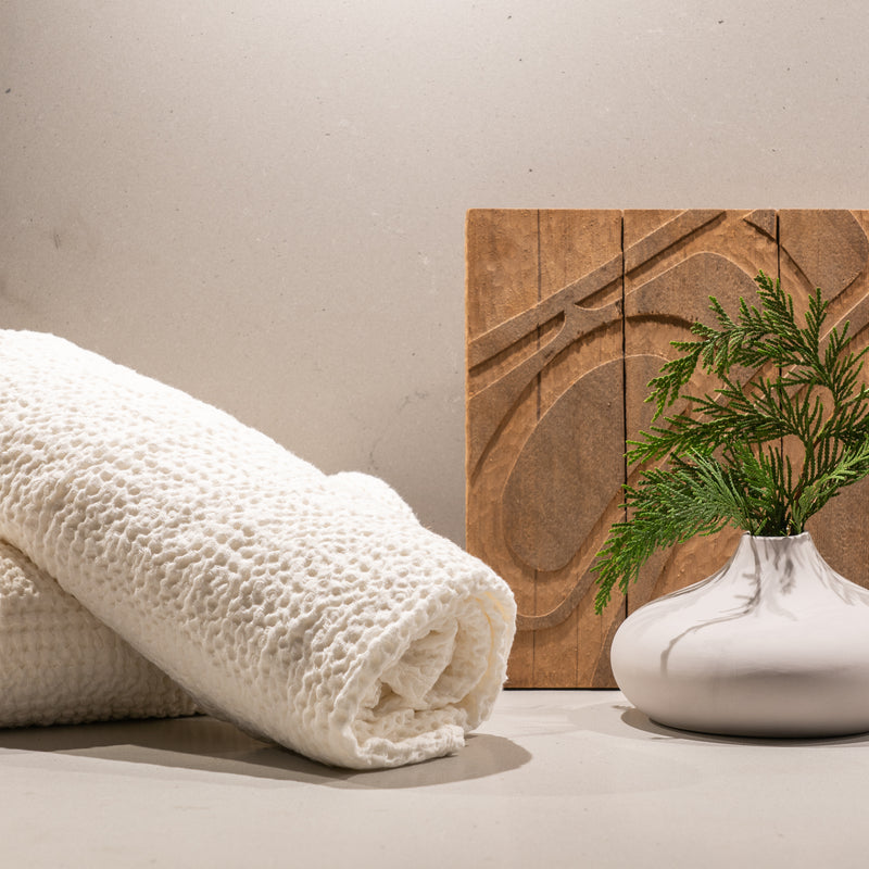 Nona Vase - Microchip
