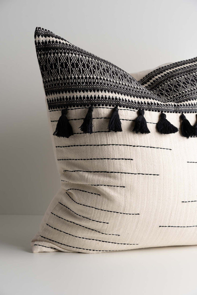 Mercado Pillow