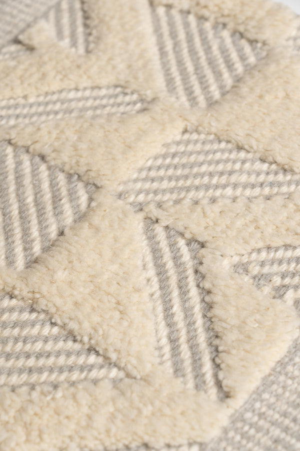 Handwoven Rug - Maracas