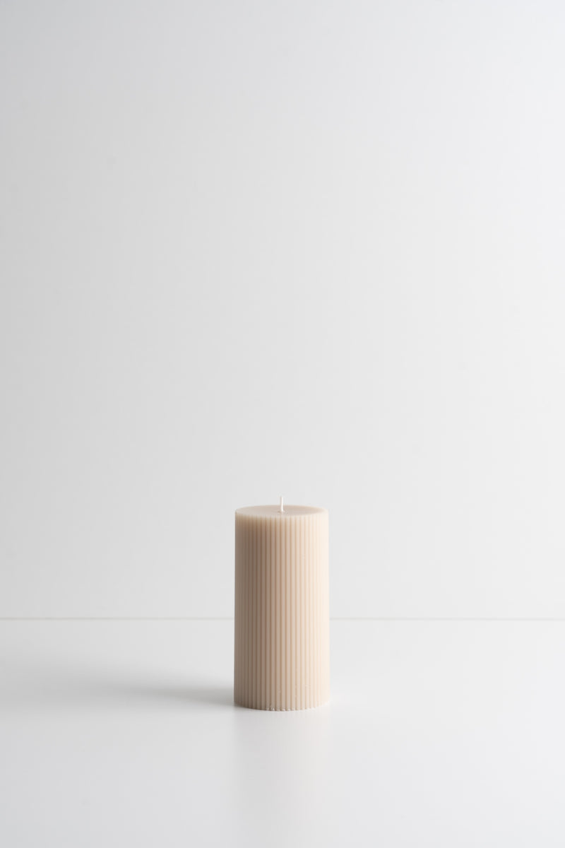Fancy Ribbed Pillar - Parchment