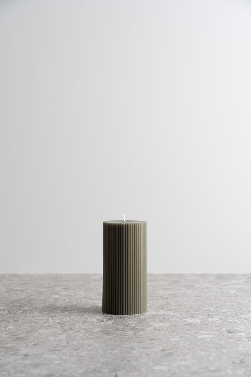 Fancy Ribbed Pillar - Moss
